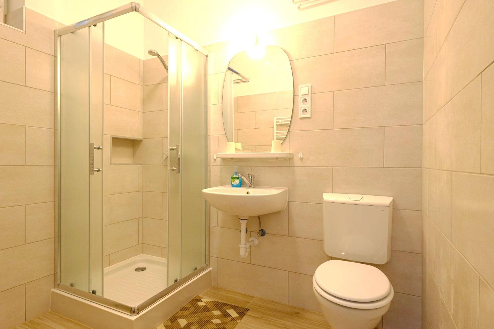 Mohacsi Guesthouse — Photos 1